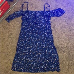 Floral strap/off the shoulder dress barely worn